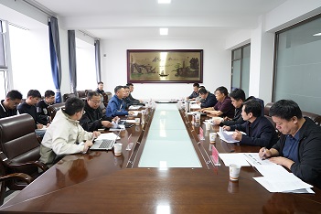 深化务实合作 加快项目建设