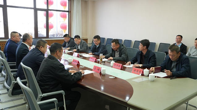 于海滨与中交集团山西总部总经理单祖群举行工作会谈